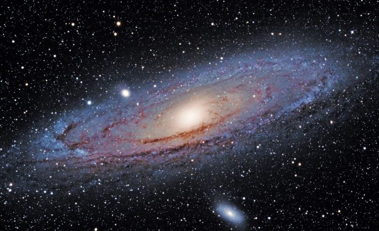 Обнаружена нить газа, соединяющая два спиральных рукава Млечного Пути