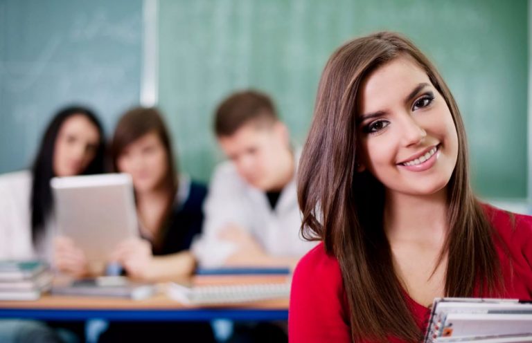 Выбор студента: делать курсовую работу самому или заказать