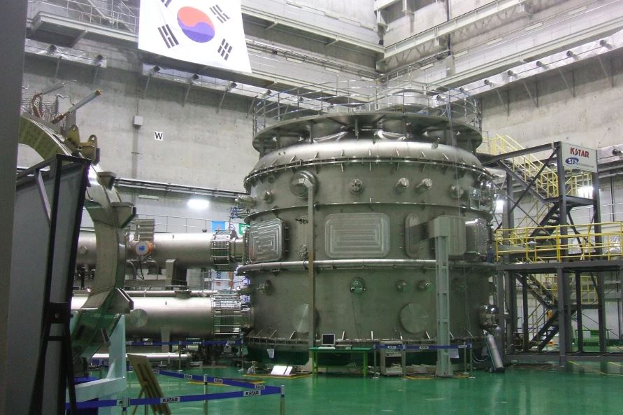 Термоядерный реактор KSTAR установил рекорд по 30-секундному удержанию плазмы