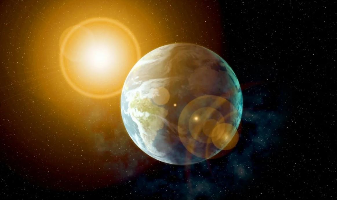 Как быстро Земля движется вокруг Солнца?