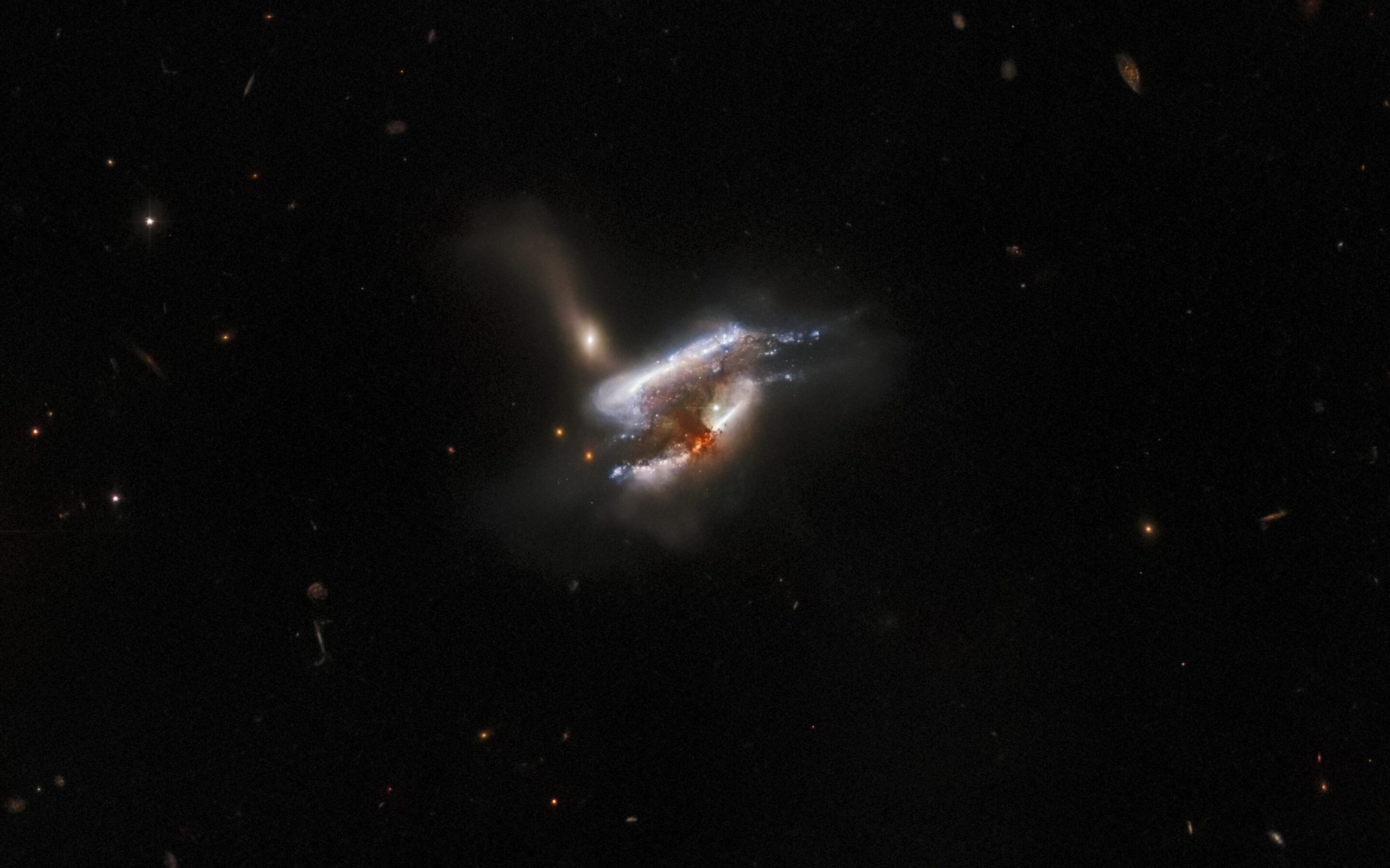 Слияние галактик IC 2431