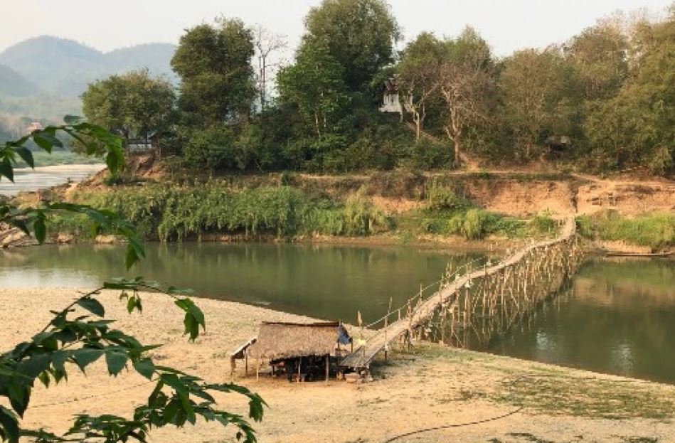 Река в Луангпхабанге, Лаос