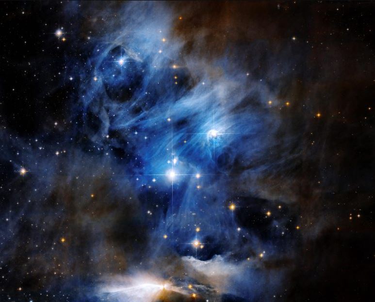 Космический телескоп Хаббл запечатлел образование звезд в Облаке Хамелеона