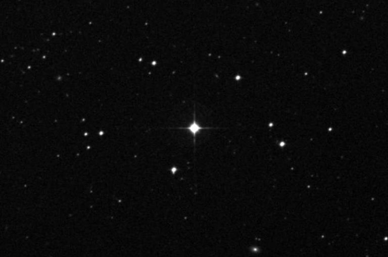 Звезда HD 222925 — звезда девятой величины, расположенная в южном созвездии Тукана.