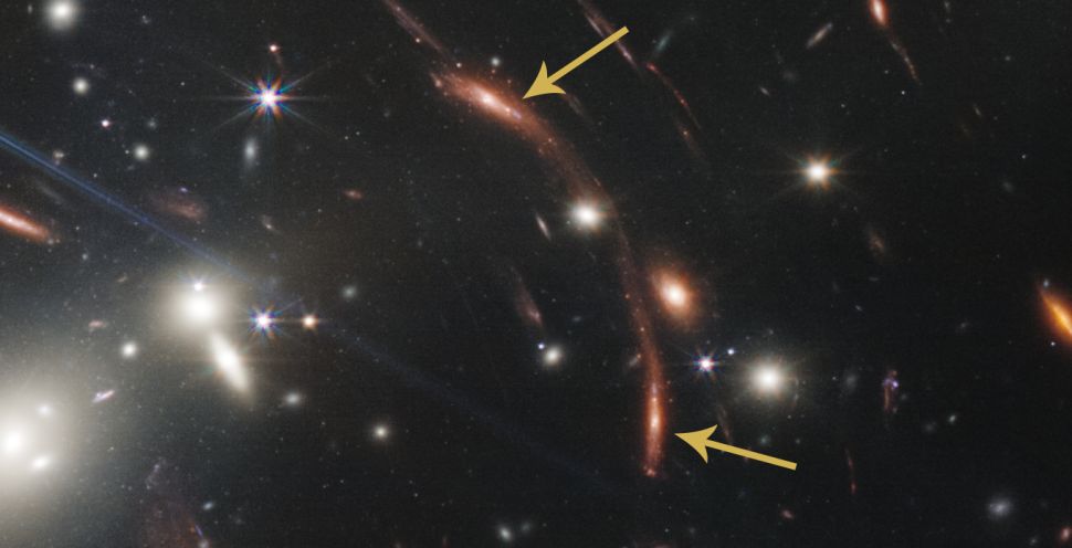 Свет от одной из самых ранних галактик во Вселенной