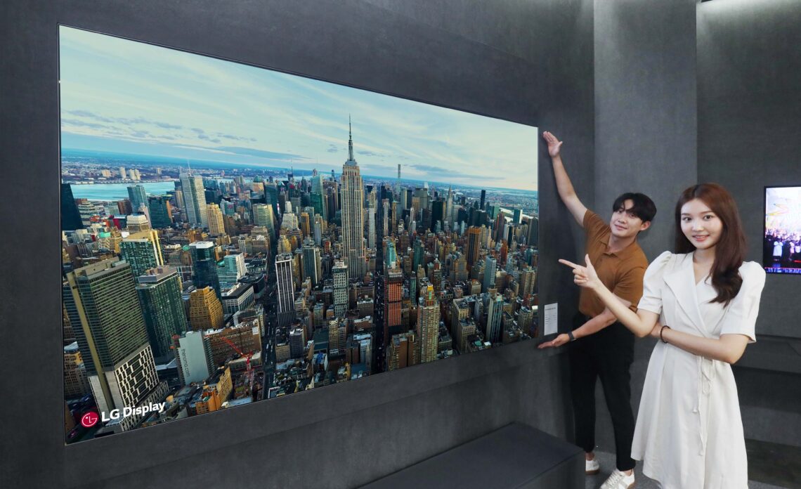 LG Display превращает гигантскую OLED-панель в звуковую стену