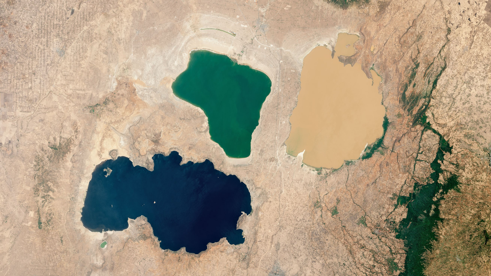 Три разноцветных озера в Эфиопии - Шала, Абиджата и Лангано