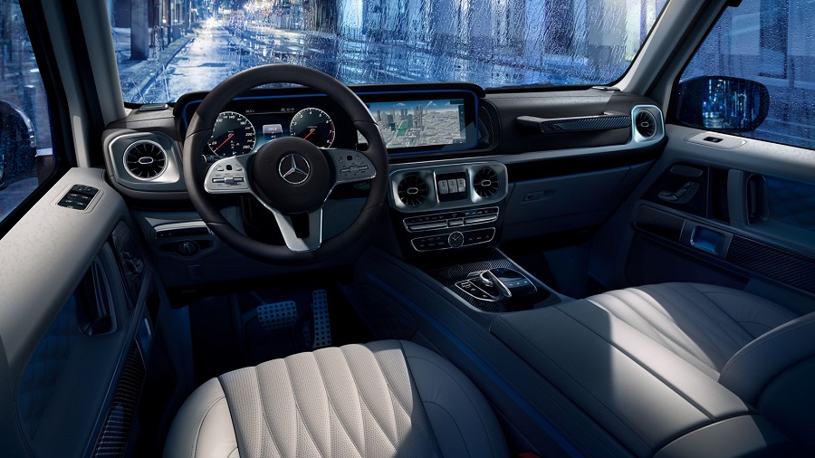 Интерьер Mercedes-Benz G-Class.