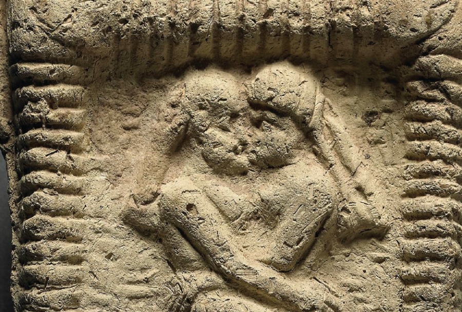 Древняя история поцелуев