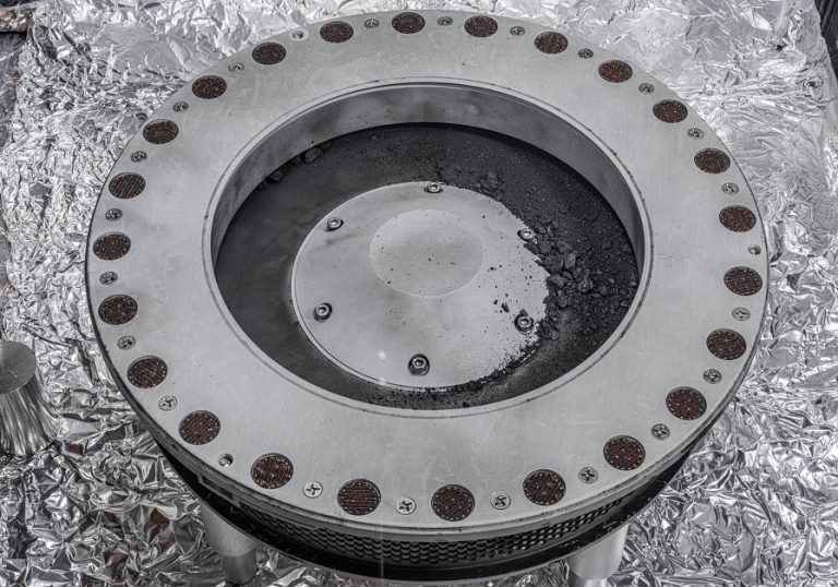 капсула Бенну