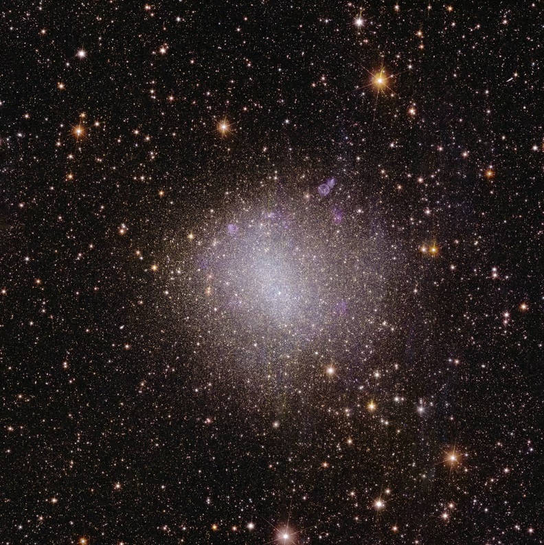 Неправильная галактика NGC 6822