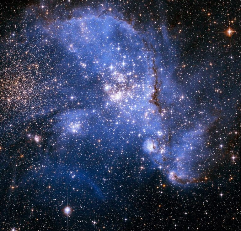 Область звездообразования NGC346