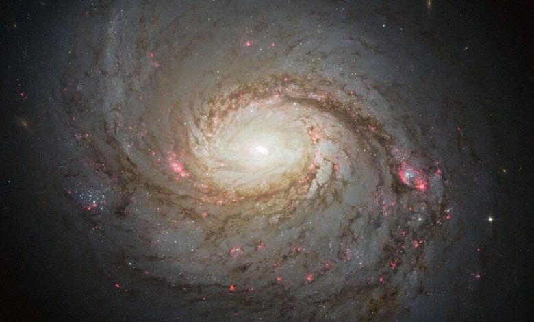 Messier 77