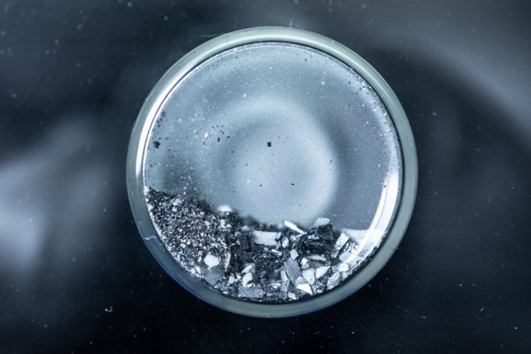 Монокристаллы потенциальных сверхпроводников