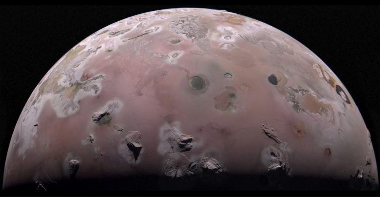 Северный полярный регион Ио