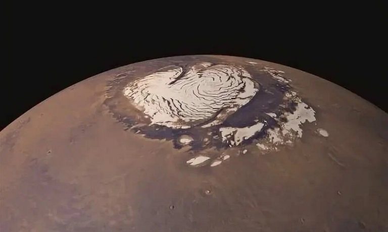 Северная ледяная шапка Марса