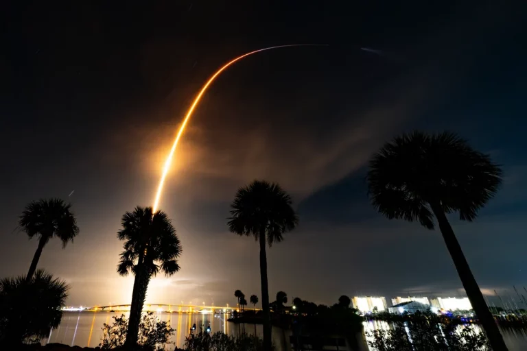 Falcon 9 запустил частную астронавтическую миссию Fram2