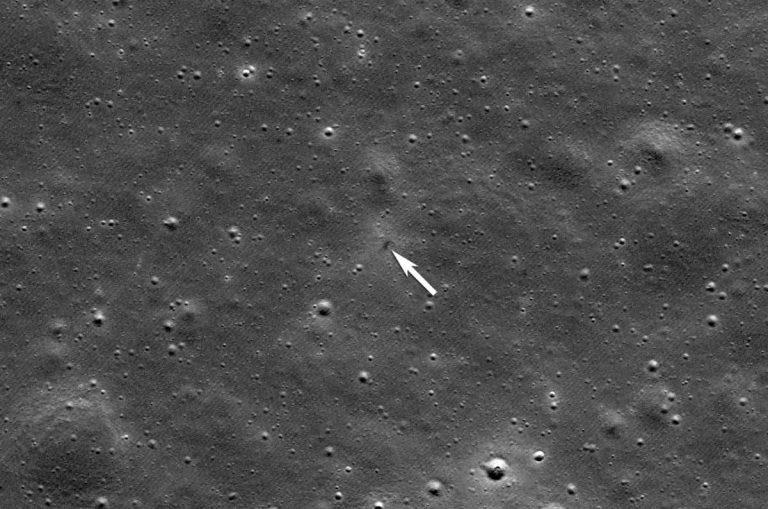 Место падения лунного модуля RESILIENCE