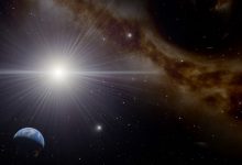 Иллюстрация художника, изображающая крошечную чёрную дыру в нашей галактике Млечный Путь