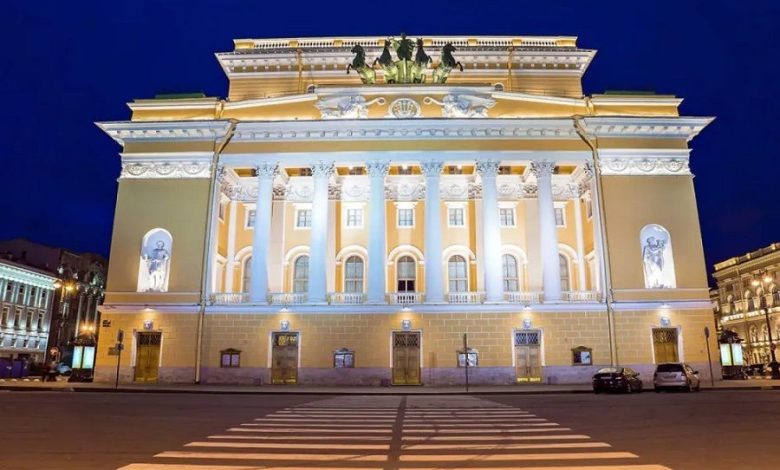 спектакли в Санкт-Петербурге